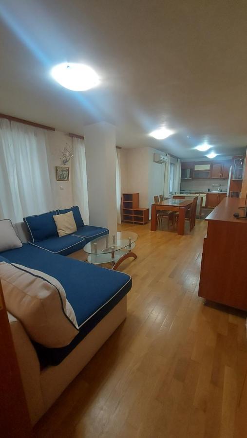 Hostex Vintage Apartment Stara Zagora Exterior foto